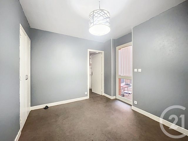 Afficher la photo en grand immeuble à vendre - 302.0 m2 - MONTAUBAN - 82 - MIDI-PYRENEES - Century 21 Les Trois Rivières