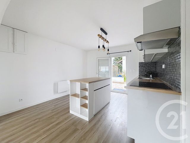 Appartement à vendre - 5 pièces - 140.0 m2 - BRESSOLS - 82 - MIDI-PYRENEES - Century 21 Les Trois Rivières