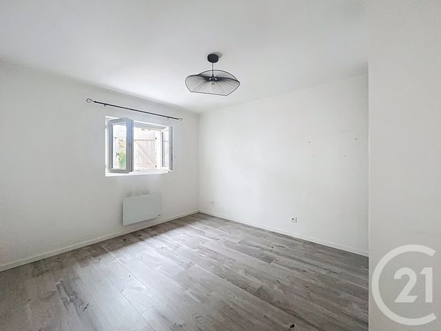 Appartement à vendre - 5 pièces - 140.0 m2 - BRESSOLS - 82 - MIDI-PYRENEES - Century 21 Les Trois Rivières