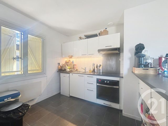 Appartement à vendre - 5 pièces - 140.0 m2 - BRESSOLS - 82 - MIDI-PYRENEES - Century 21 Les Trois Rivières