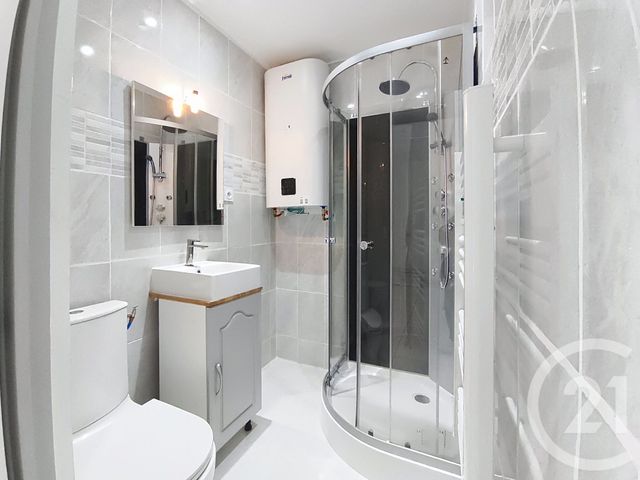 Appartement T3 à vendre - 3 pièces - 46.92 m2 - CASTELSARRASIN - 82 - MIDI-PYRENEES - Century 21 Les Trois Rivières