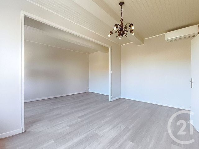 maison à vendre - 4 pièces - 73.0 m2 - MONCLAR DE QUERCY - 82 - MIDI-PYRENEES - Century 21 Les Trois Rivières