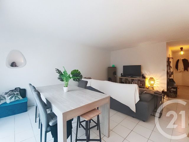 maison à vendre - 5 pièces - 91.56 m2 - BRESSOLS - 82 - MIDI-PYRENEES - Century 21 Les Trois Rivières