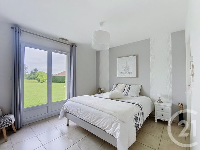 maison à vendre - 5 pièces - 154.0 m2 - BRESSOLS - 82 - MIDI-PYRENEES - Century 21 Les Trois Rivières