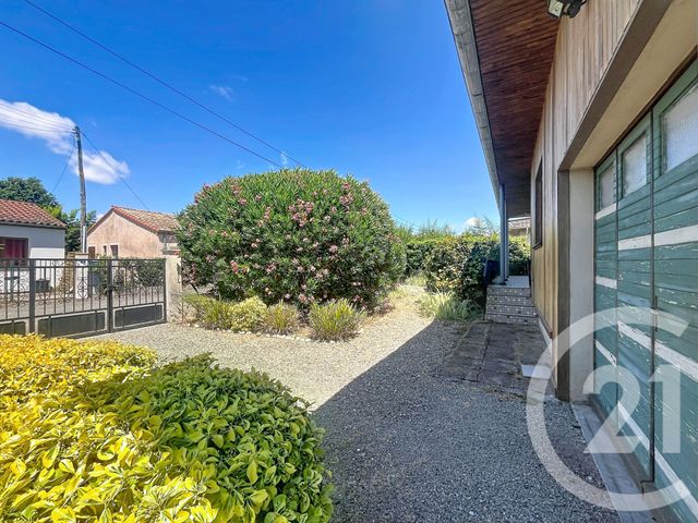 maison à vendre - 4 pièces - 78.42 m2 - BRESSOLS - 82 - MIDI-PYRENEES - Century 21 Les Trois Rivières