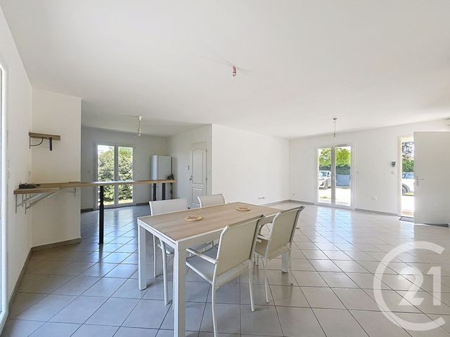maison à louer - 4 pièces - 104.0 m2 - LA VILLE DIEU DU TEMPLE - 82 - MIDI-PYRENEES - Century 21 Les Trois Rivières