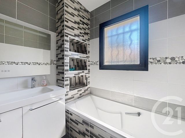 maison à vendre - 6 pièces - 128.73 m2 - MONTAUBAN - 82 - MIDI-PYRENEES - Century 21 Les Trois Rivières