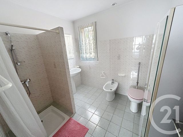 maison à vendre - 4 pièces - 133.0 m2 - MOISSAC - 82 - MIDI-PYRENEES - Century 21 Les Trois Rivières